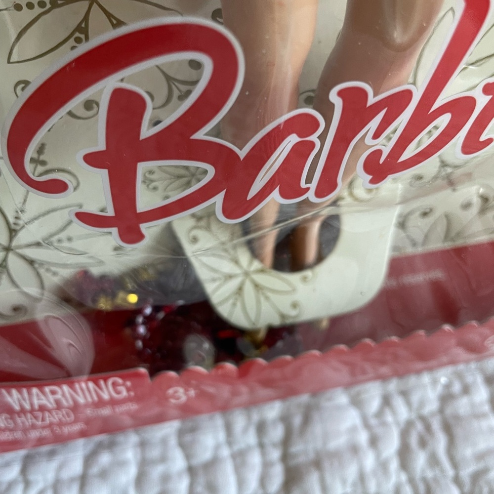 Vintage Barbie 2008 Holiday Sparkle Barbie Gift Set Doll With Jewelry - Picture 8 of 8